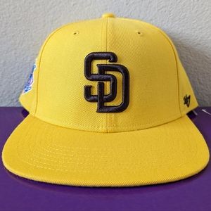 NWOT San Diego Padres 47 Brand Snapback